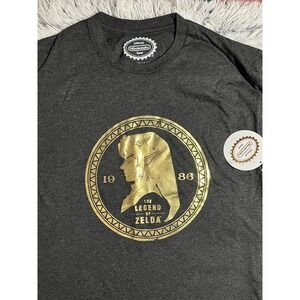 Nintendo World NY Legend Of  Zelda Ocarina Of Time Link Size Medium T Shirt Gold